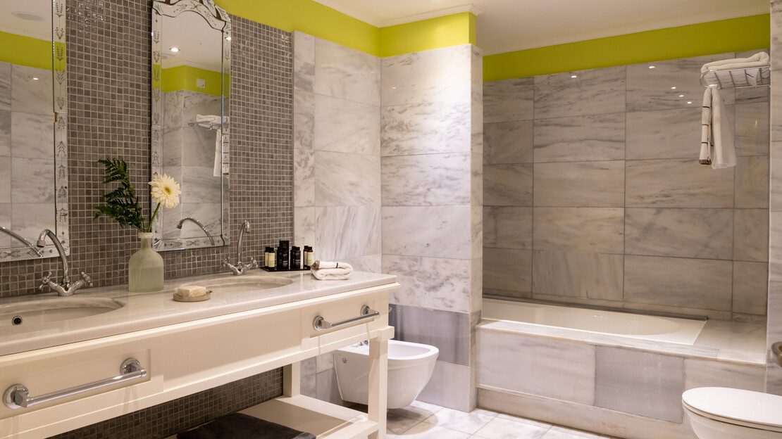 Pleiades Luxurious Villas